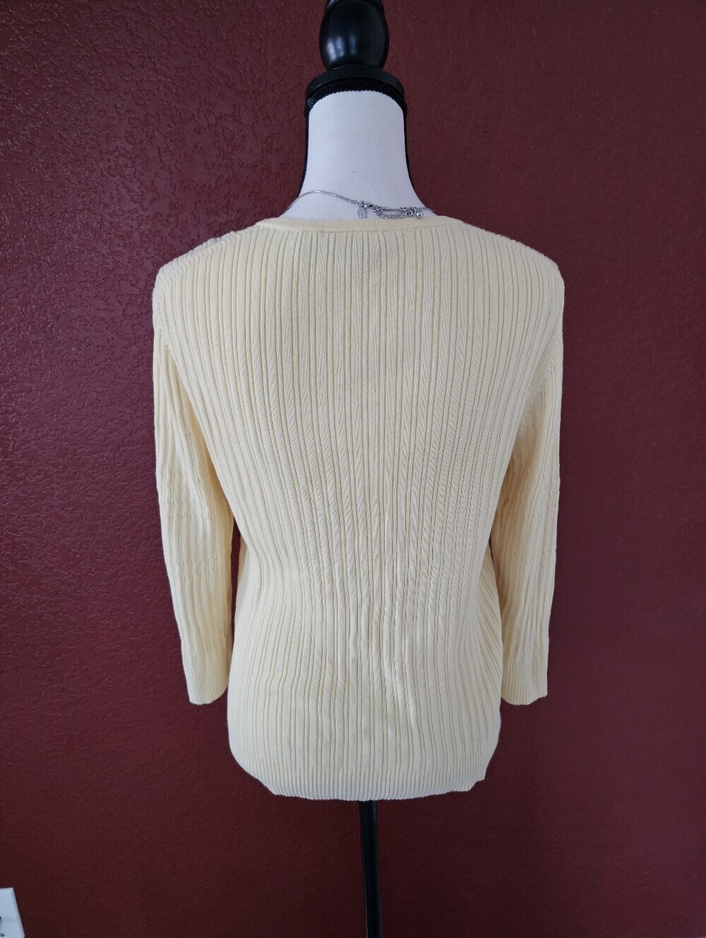 croft & barrow Cream Ribbed Scoop Neck Top - Picture 5 of 9